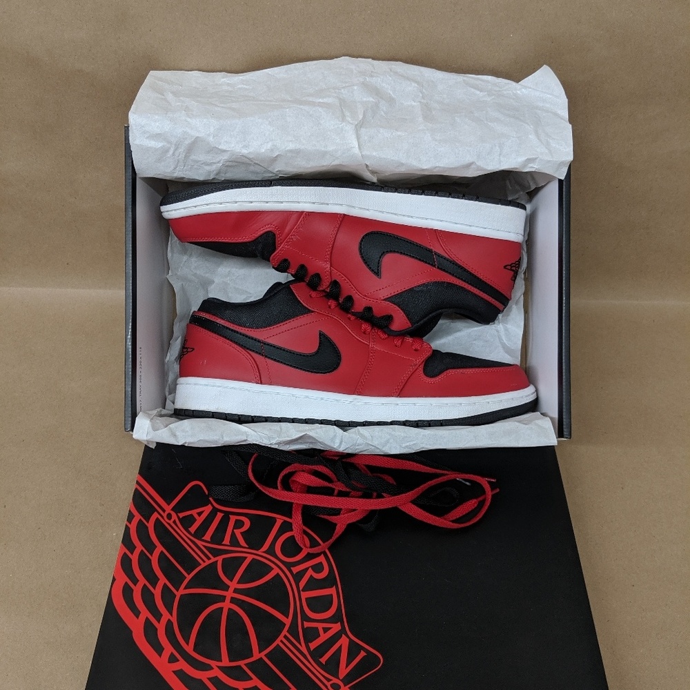 Air Jordan 1 low reverse bred